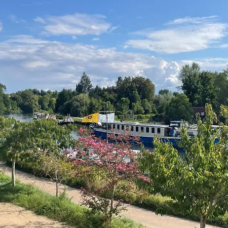 T3-balcon Plein Sud-acces Direct Au Bord Du Loing *