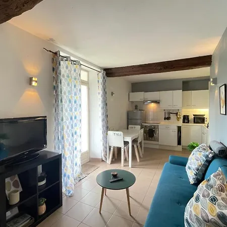 La Halte- Vue Riviere- Elegant T3- Parking- Rdc