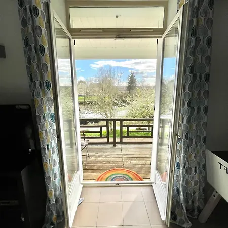Apartman La Halte- Vue Riviere- Elegant T3- Parking- Rdc