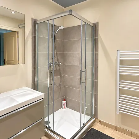 La Halte- Vue Riviere- Elegant T3- Parking- Rdc Apartman *
