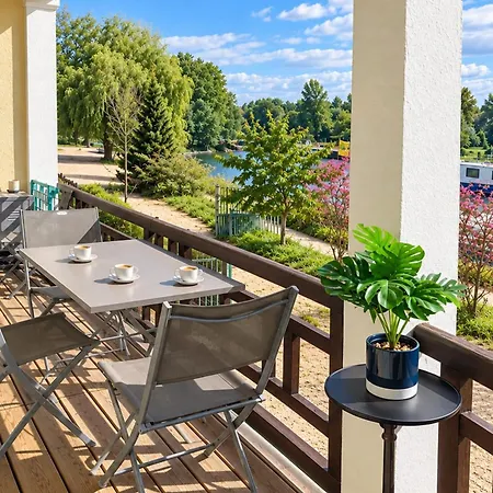 La Halte- Vue Riviere- Elegant T3- Parking- Rdc